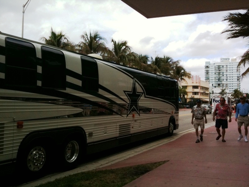 Jones bus in Florida 2