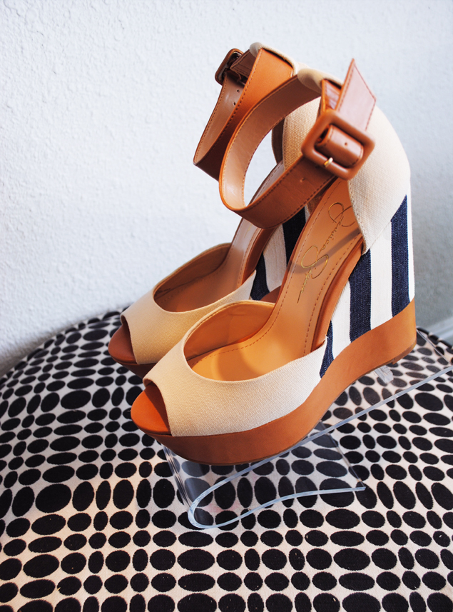 Jessica simpson wedge clearance heels