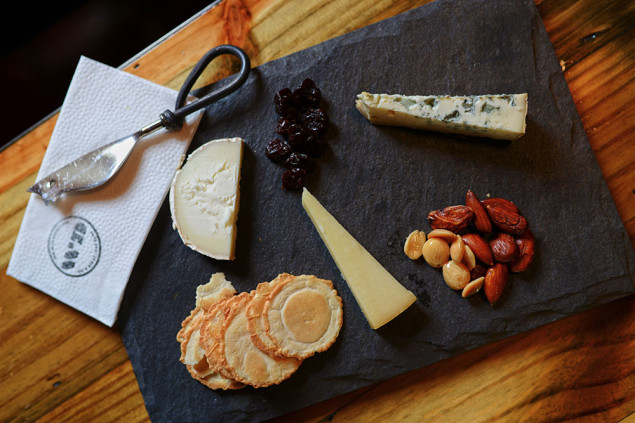3-cheese plate