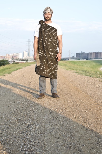 Chad/Godwin serves biltong and sundowner cocktails on the levee which overlooks the Great Trinity River and forest. (Photography by Elizabeth Lavin) 