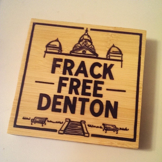 A coaster in support of a fracking ban in Denton.  (photo: Michael Leza/Flickr)