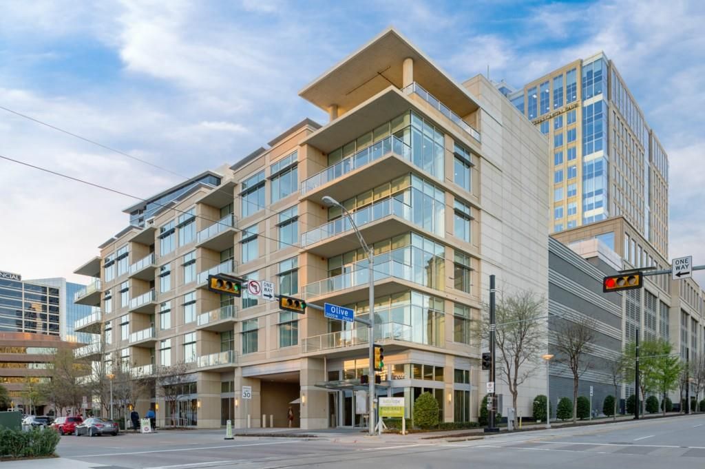 Hot Property 51 of ParkSide Condominiums D Magazine