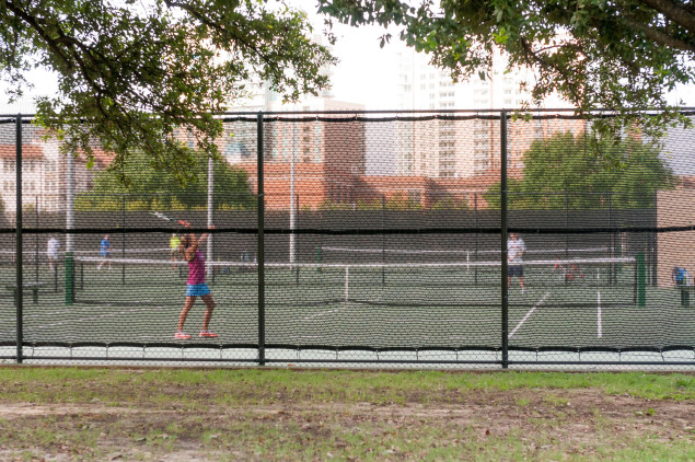 Cole Park has eight free public tennis courts. Photo by Leah Clausen.