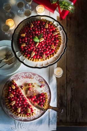 Cranberry-walnut tart at Lavendou. (Photography by Manny Rodriguez)