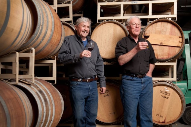 Lost Oaks winemakers Gene Estes and Jim Evans. (Photo courtesy of Lost Oaks Family Brand).