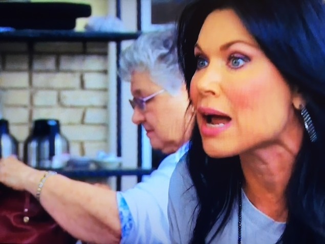 As LeeAnne gets all gangster and potty-mouthed at Bread Winners, a diner behind her tries to enjoy her meal.