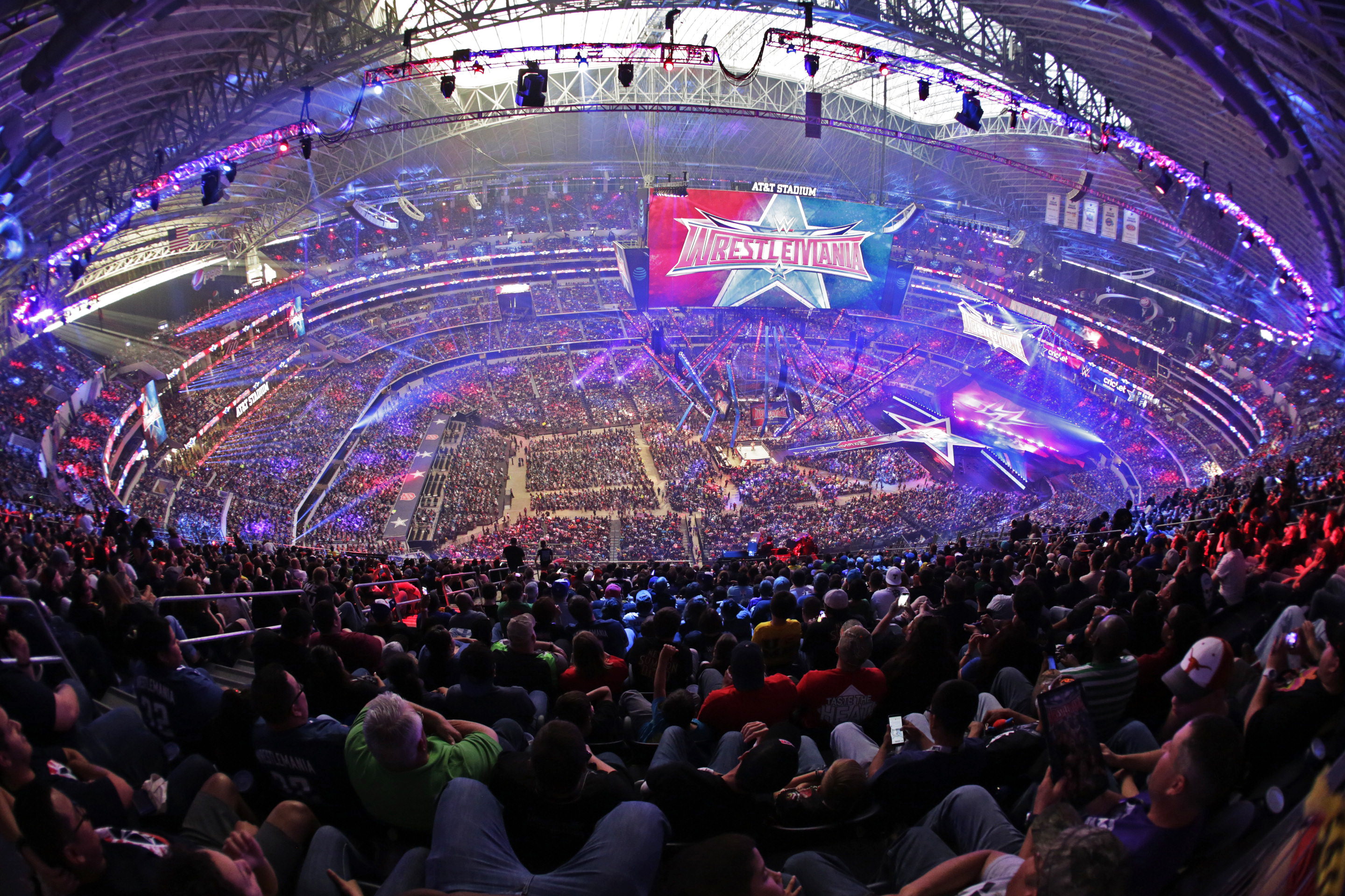 WrestleMania Sets Records in Attendance, Suplexes at AT&T Stadium D