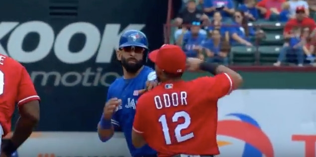 Brothers Rougned Odor and Rougned Odor finally share field for Rangers