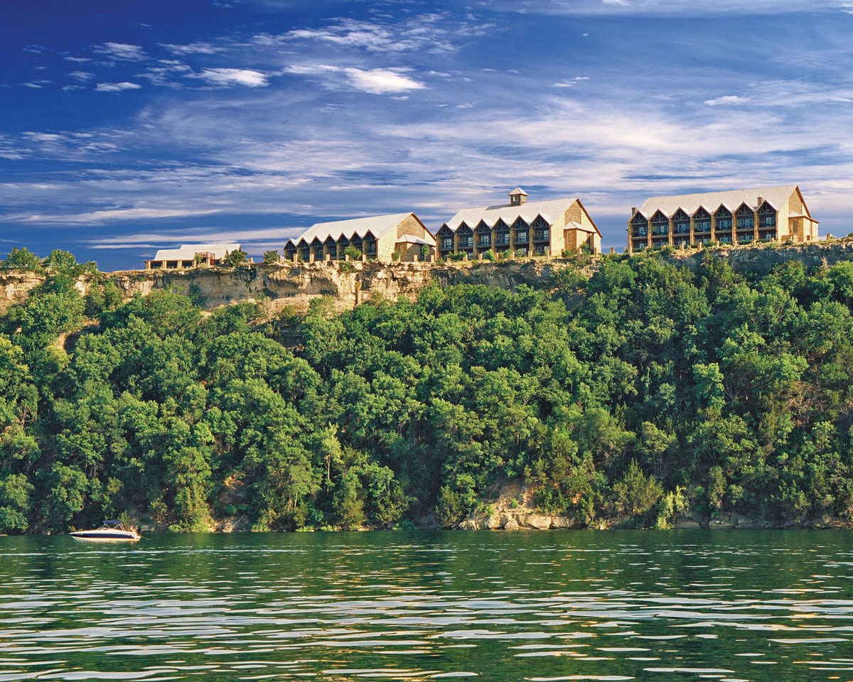 The Cliffs Resort From Lake 