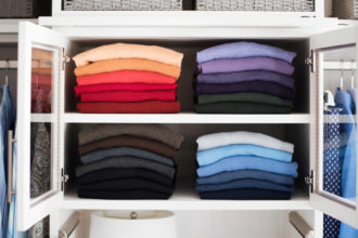 closet_shirts_colors