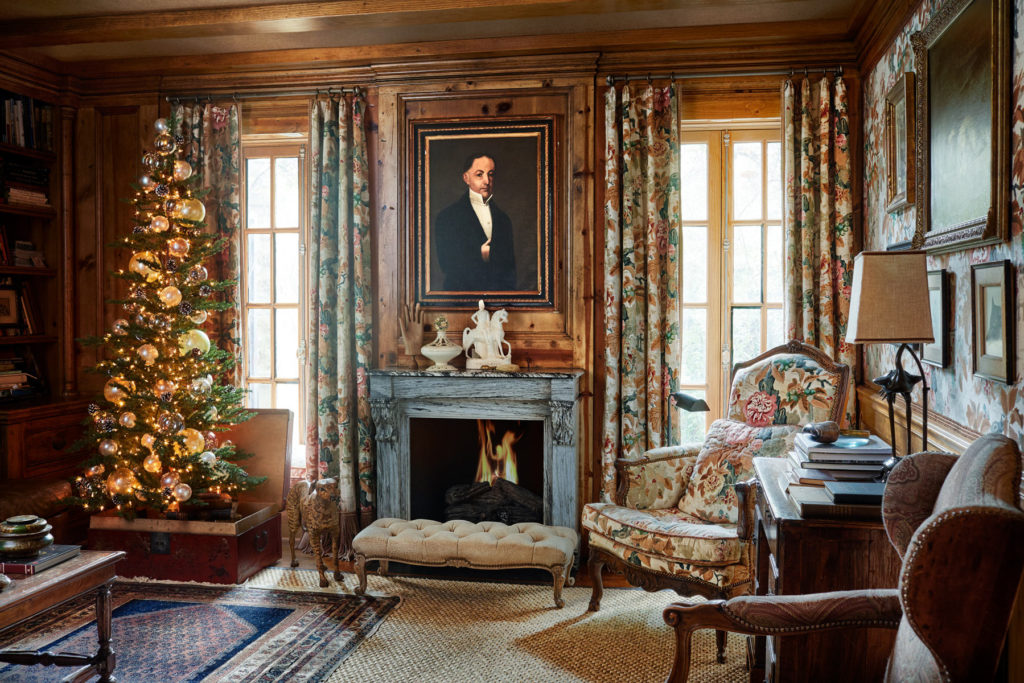 Tour A Holiday Ready English Cottage In Fort Worth D Magazine