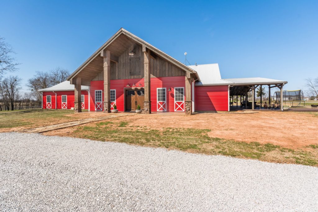 Fixer Upper May Be Over But This Barndominium in North Texas Can Still