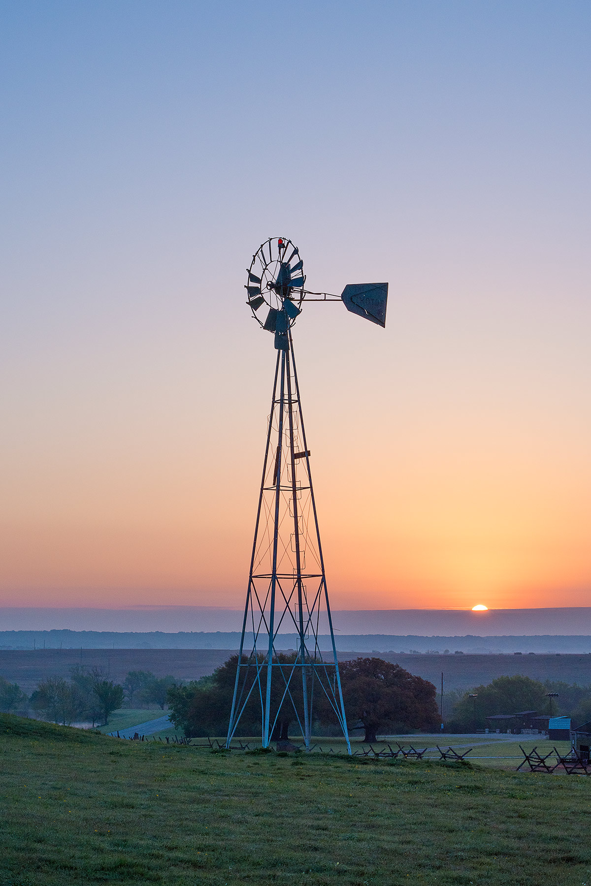 https://assets.dmagstatic.com/wp-content/uploads/2018/05/rough-creek-lodge-resort-windmill.jpg