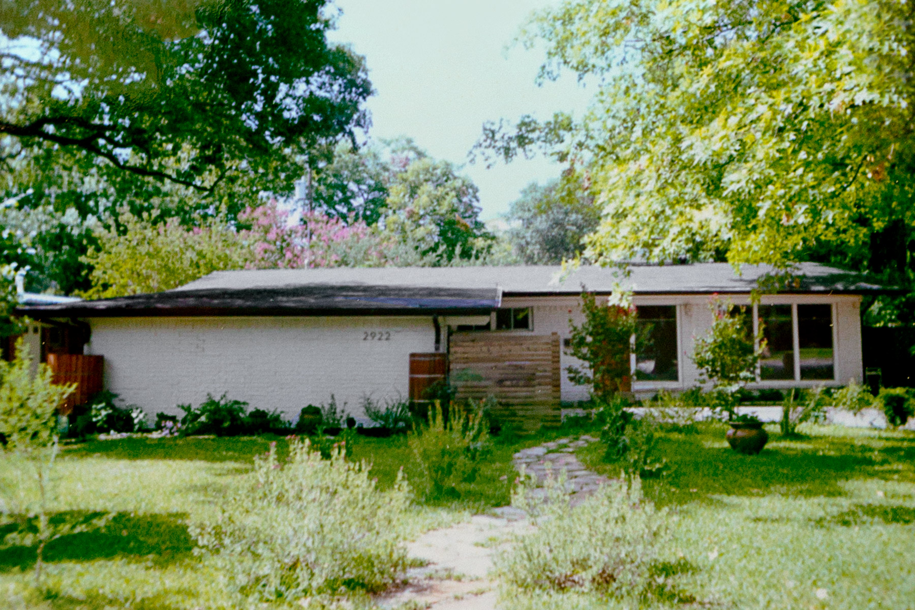 The Remodel Of This Mid-Century Modern Home Is Filled With Design