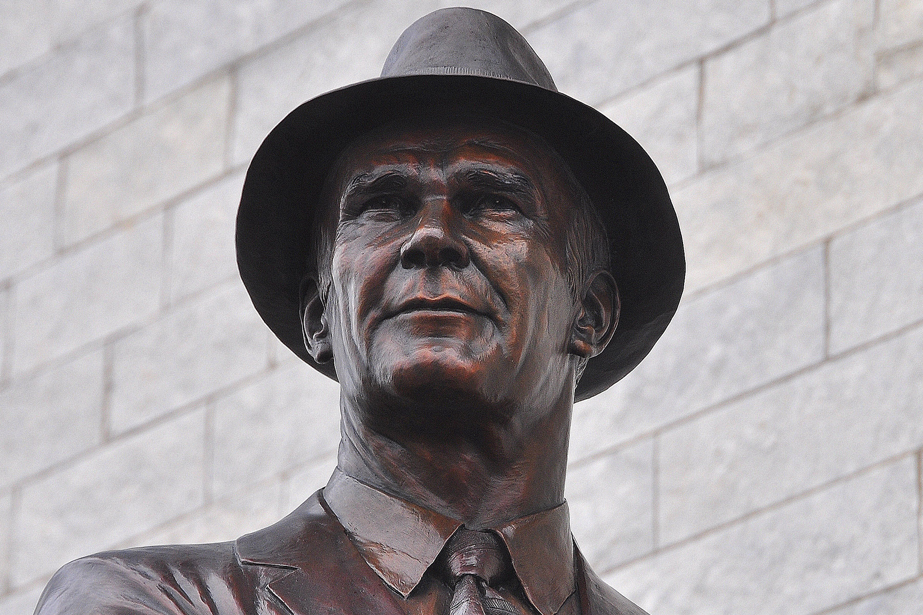 The Sporting Statues Project: Ernie Banks: Booker T. Washington High  School, Dallas, TX