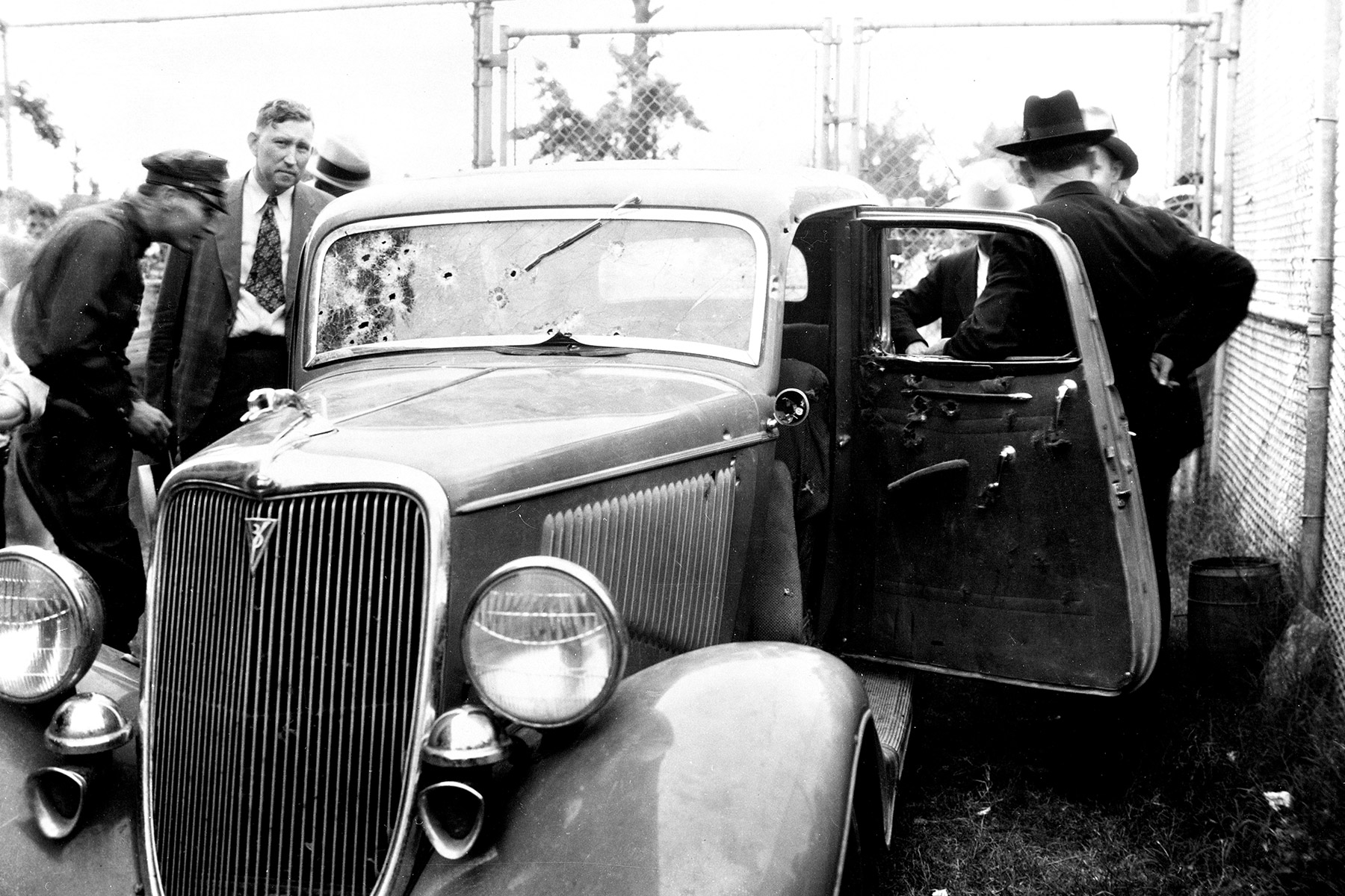 What Do We Really Know About Bonnie and Clyde and Their Legacy in Dallas?