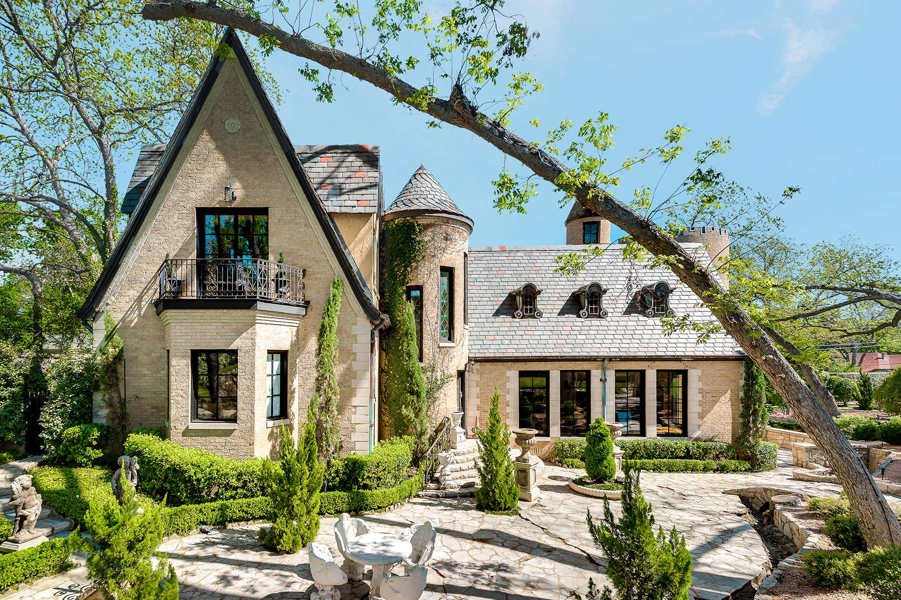 $2 million home in Lakewood Dallas