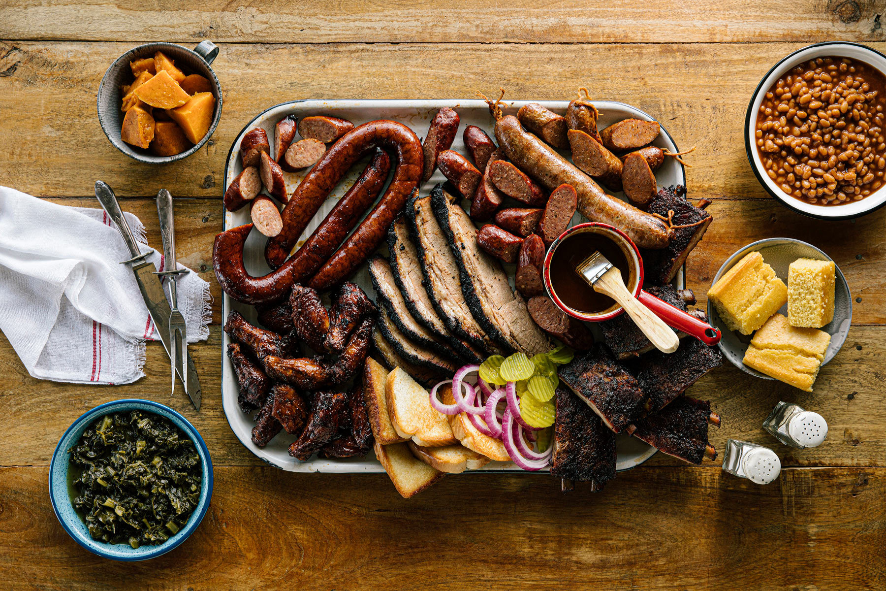 Display of Smokey John's Food