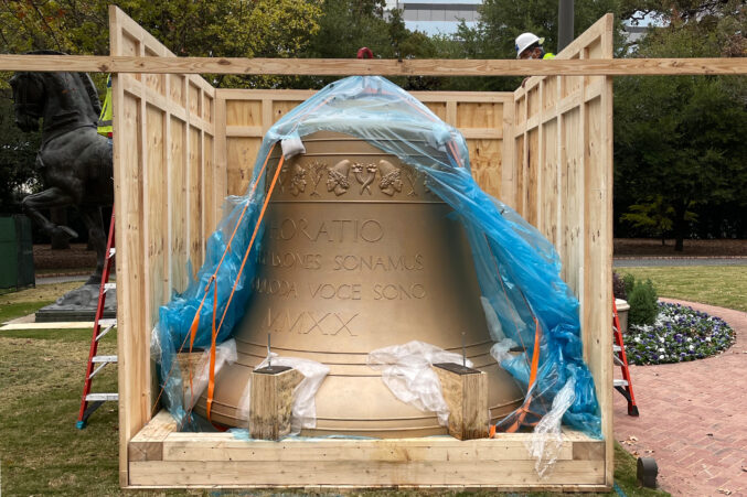 Harlan Crow's 15-ton bell named Horatio