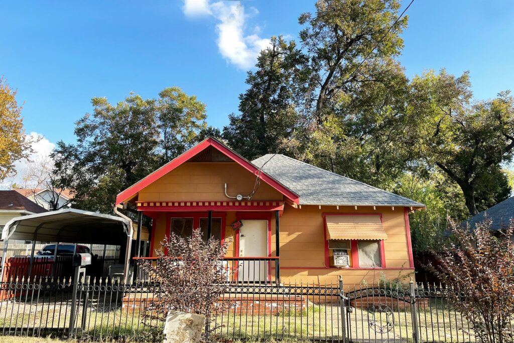 Old East Dallas cottage