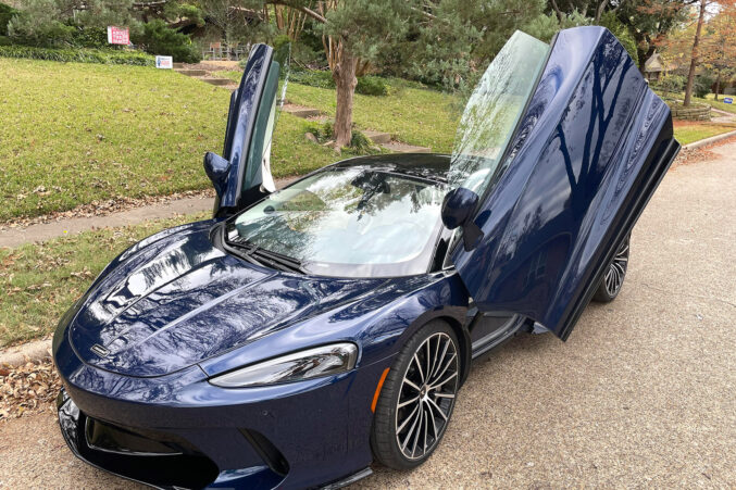 2020 McLaren GT