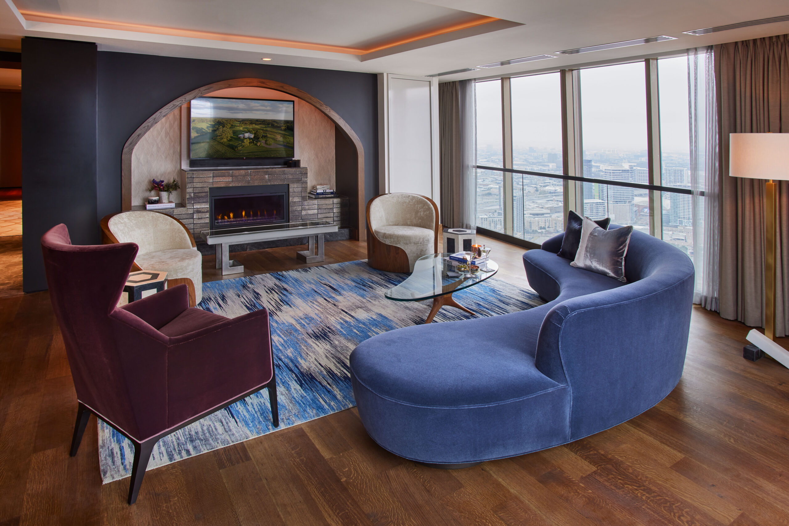 Look Inside The Most Expensive Hotel Penthouse Suite In Downtown Dallas 