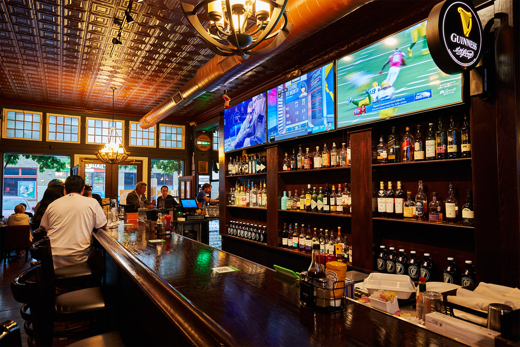 Best Sports Bars In Dfw Marcy Kaiser   Cannons Corner 