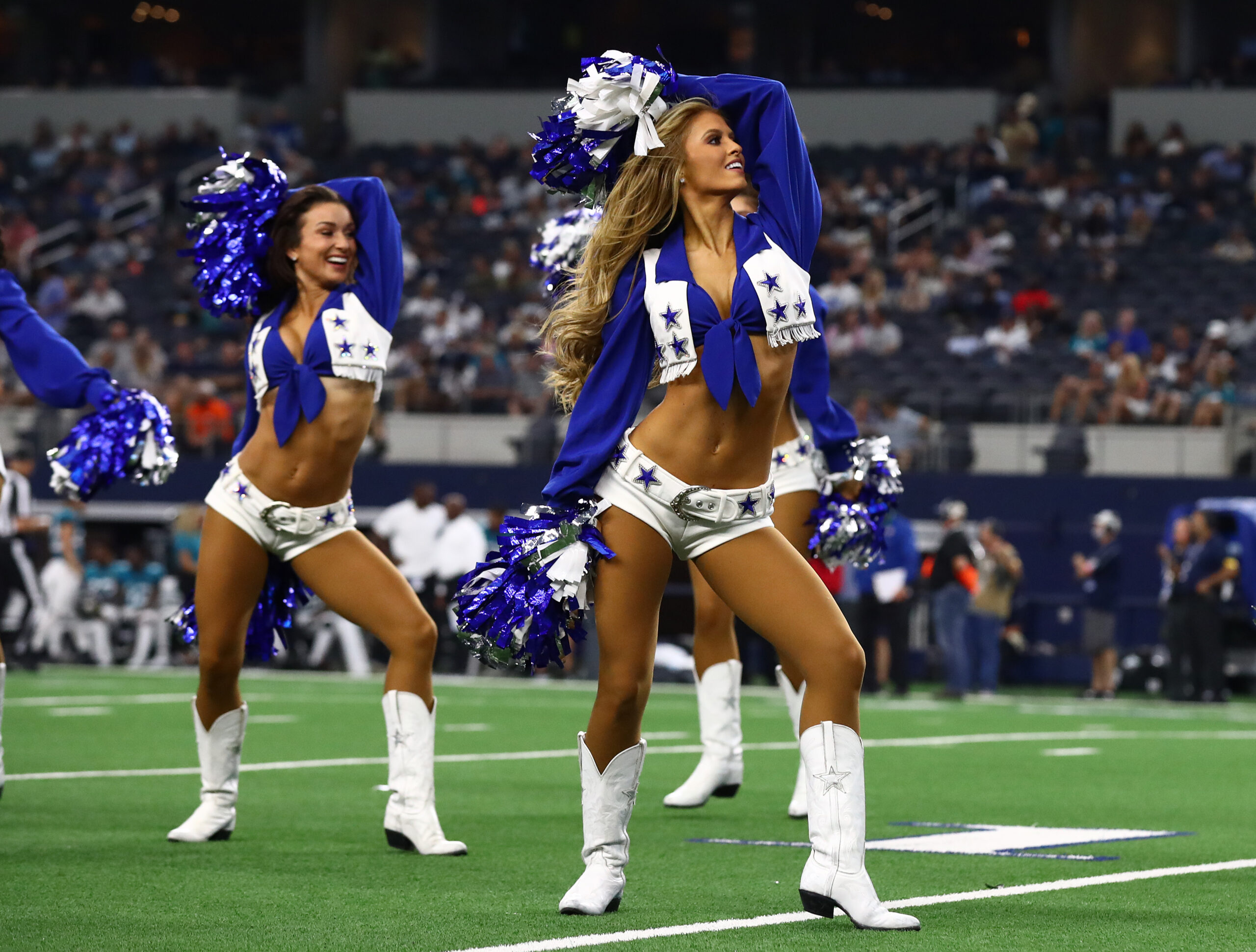 Inside the new world of a Dallas Cowboys cheerleader