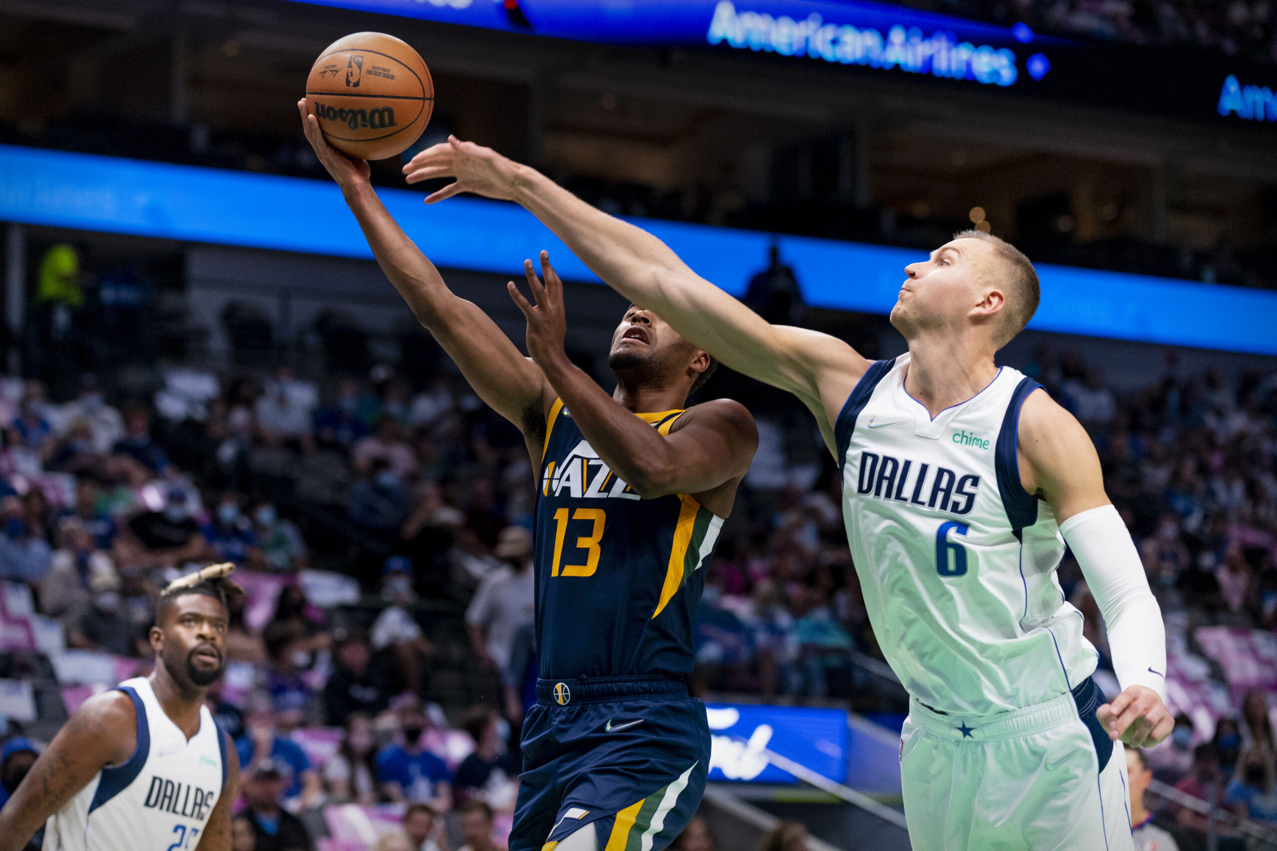 Boban Marjanovic and Luka Doncic of the Dallas Mavericks shake