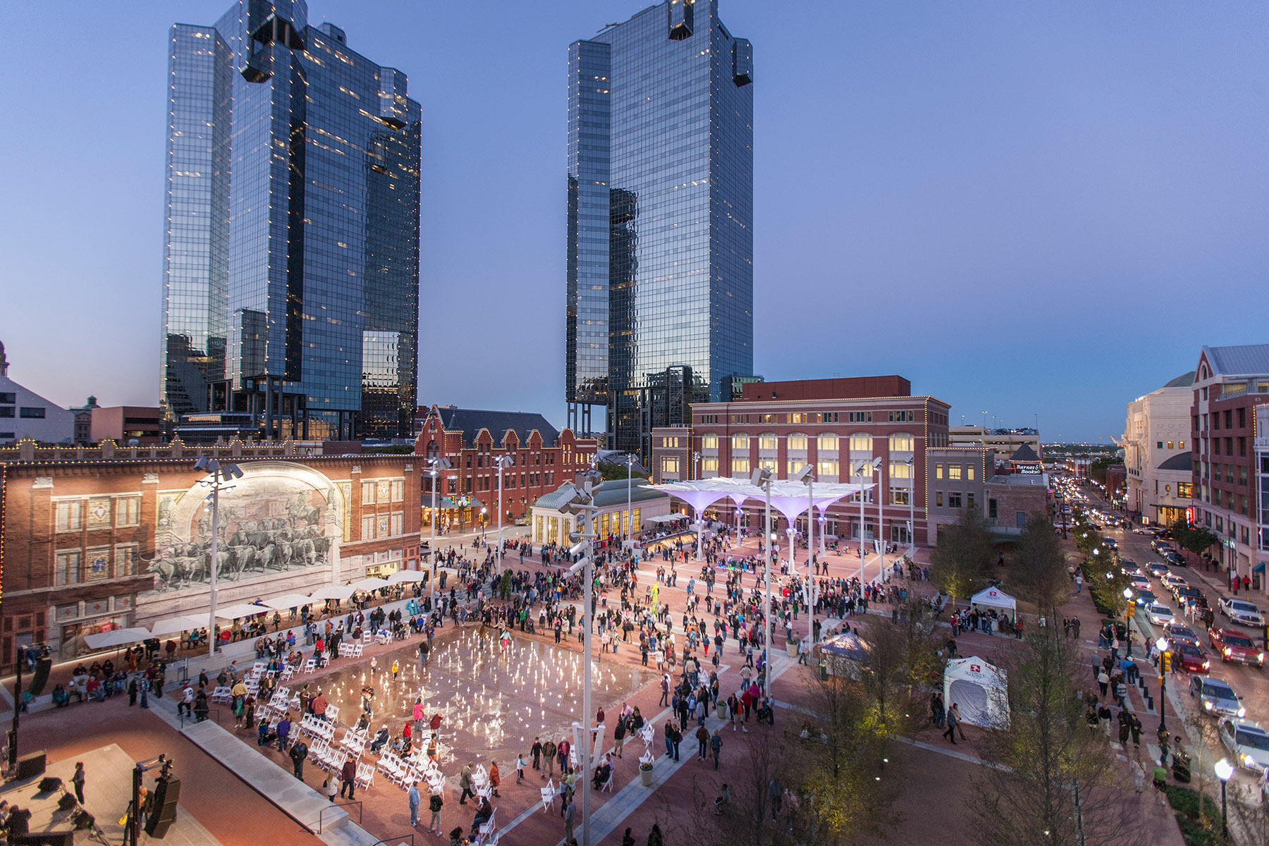 H&M, biggest retailer in Fort Worth's Sundance Square, closes down -  CultureMap Fort Worth