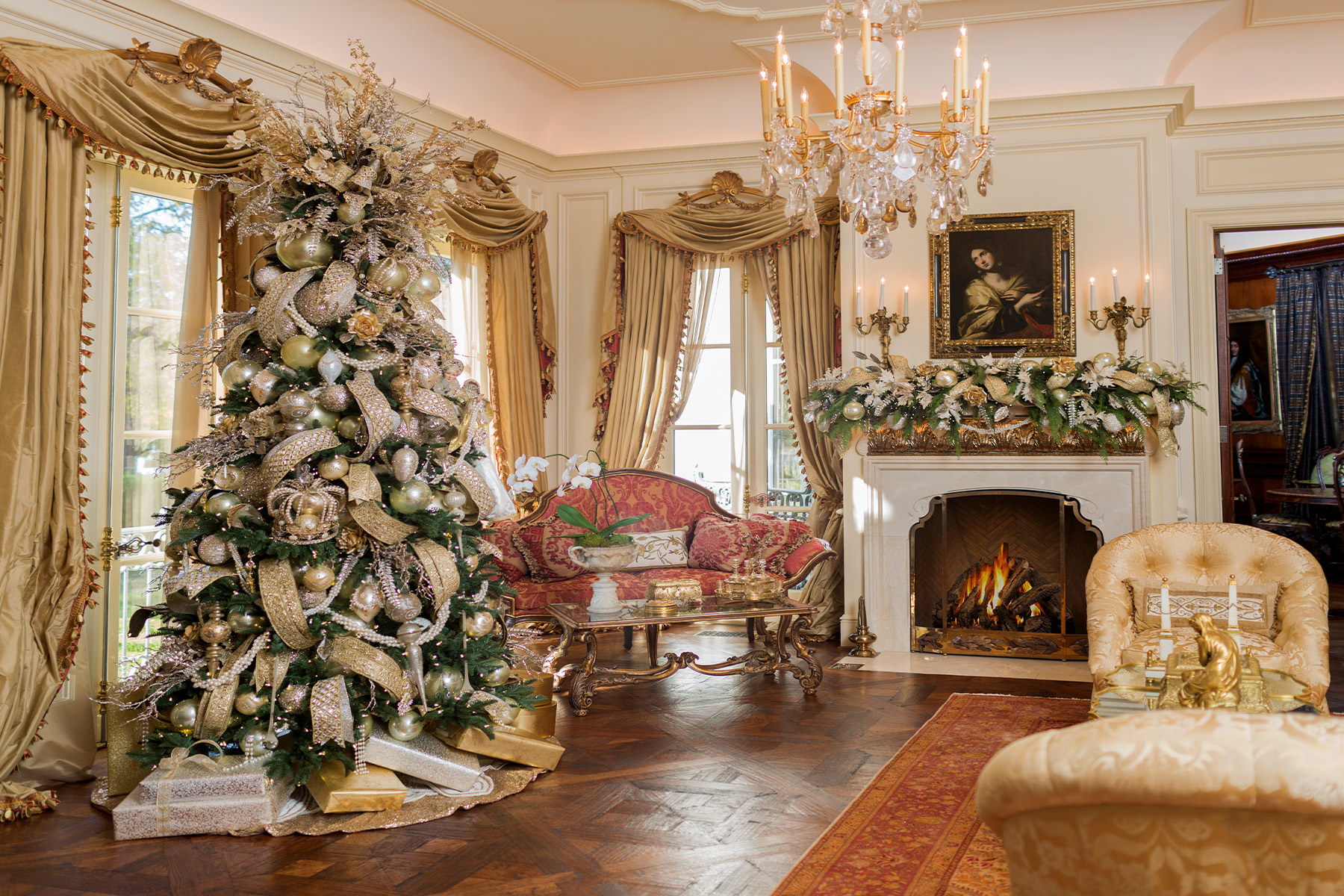 Hand Off Holiday Decorating By Enlisting One of These Seasonal Pros - D ...