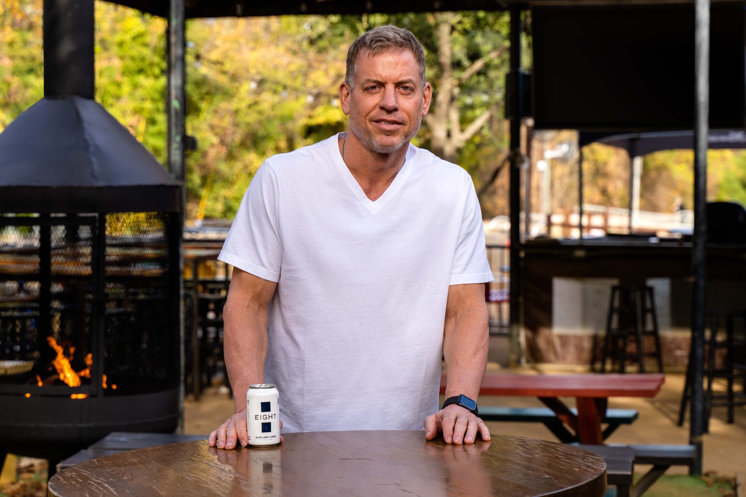 Troy Aikman, Eight Beer