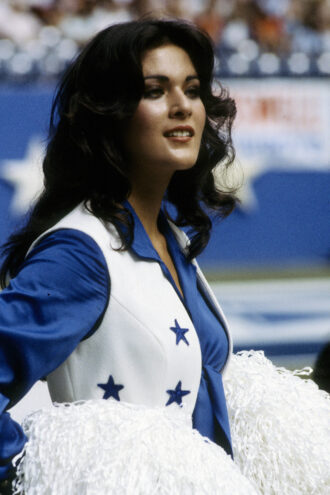 Dallas Cowboys Cheerleaders - Sarah Yvette