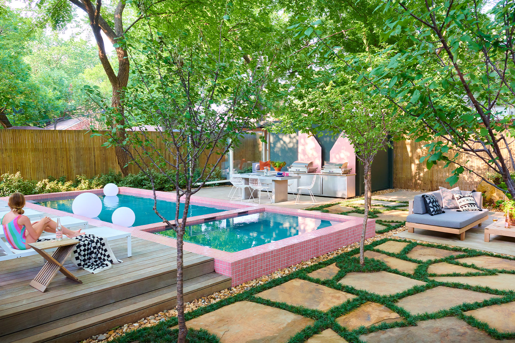 Sit Back and Relax in This 'Pretty in Pink' Backyard - D Magazine