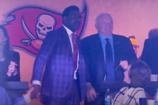 Michael Irvin makes impassioned plea to Jerry Jones: Overpay for