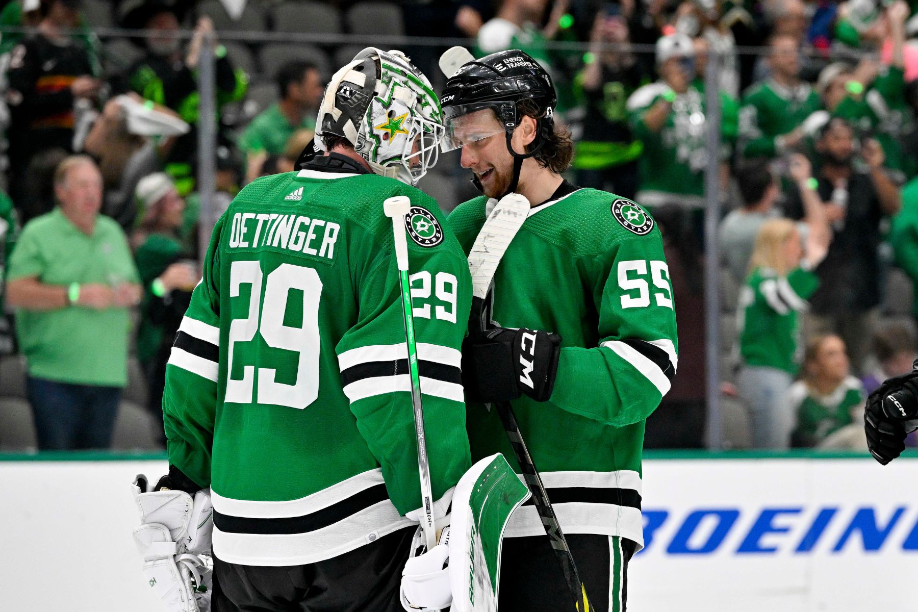 Pass or Fail: Dallas Stars' new home and away uniforms