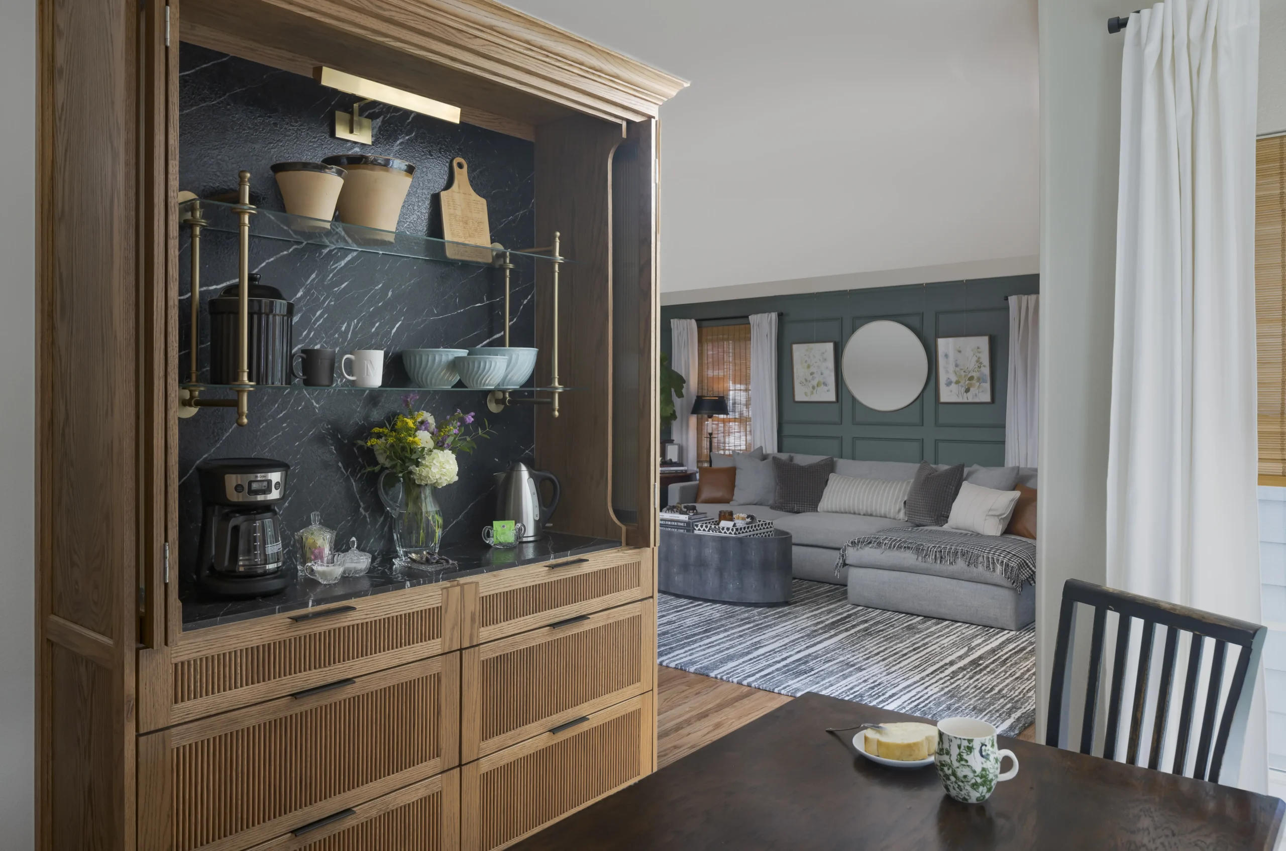Finishing Touches Brought Together in Heidi Arwine’s Grapevine Bungalow ...