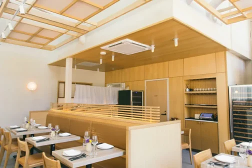 Domodomo-Ko-interior-VERT