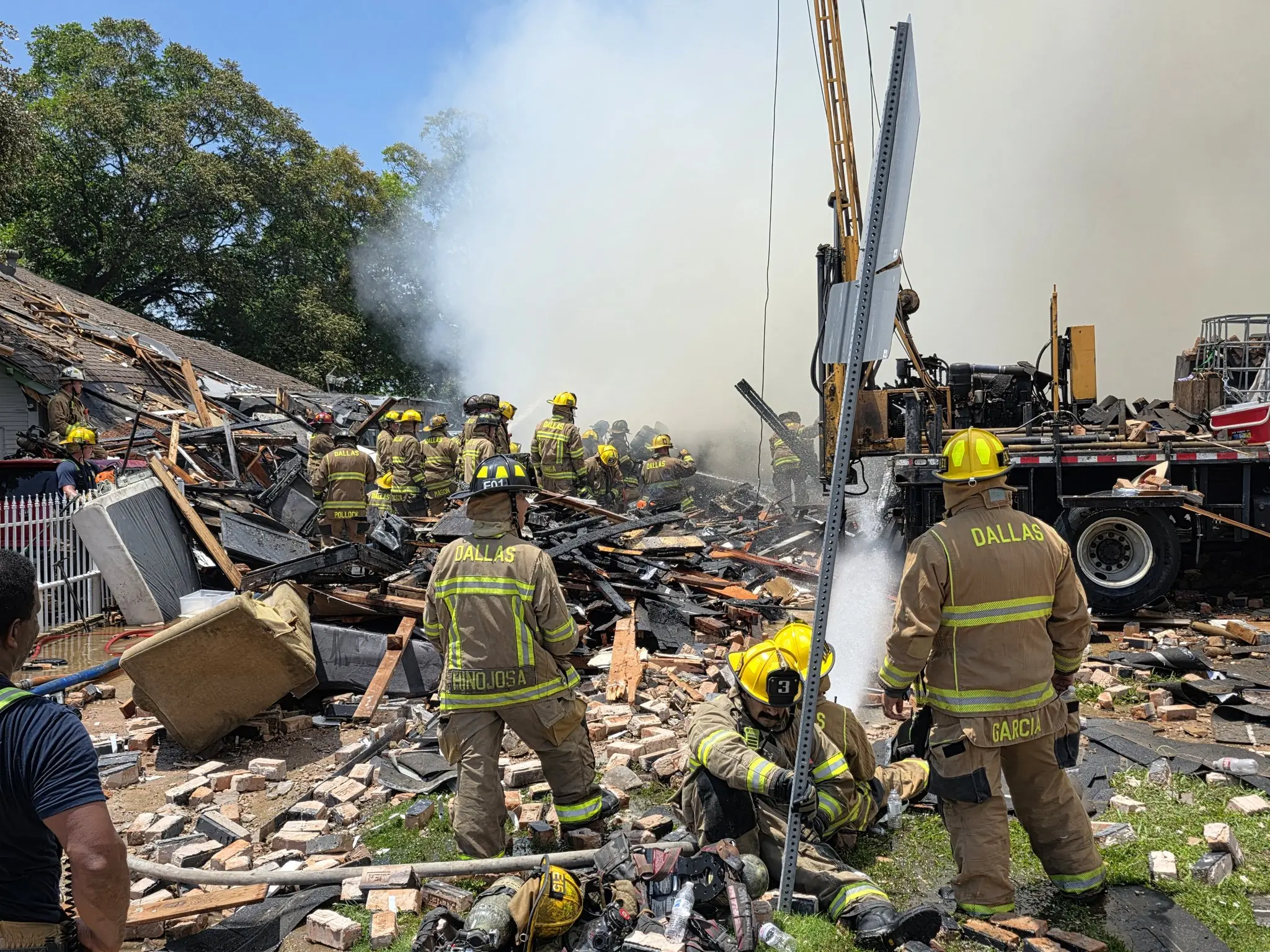 Natural gas explosion destroys apartment complex in Bishop Arts area - D Magazine
