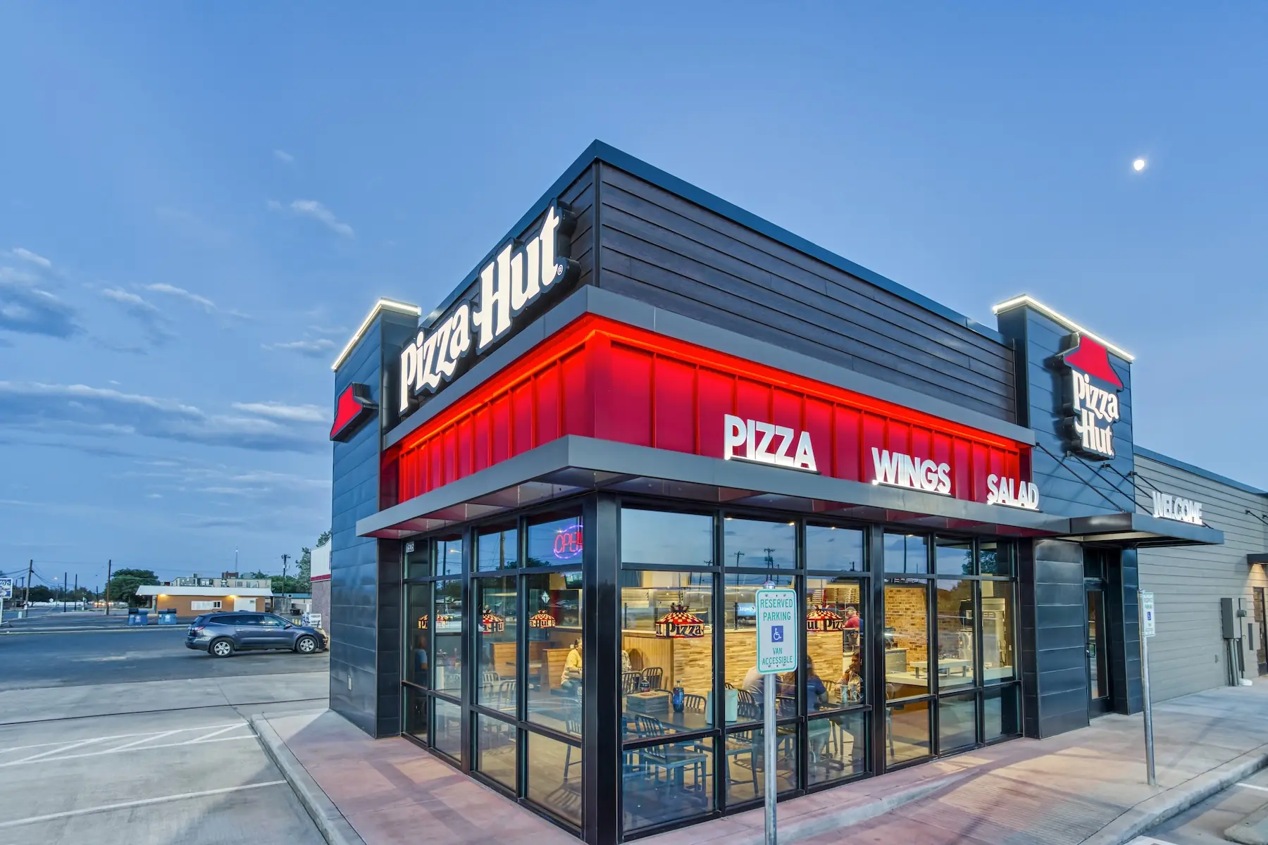 Yum! Brands Spins Off Pizza Hut for $2.7 Billion To Private Equity — D Magazine