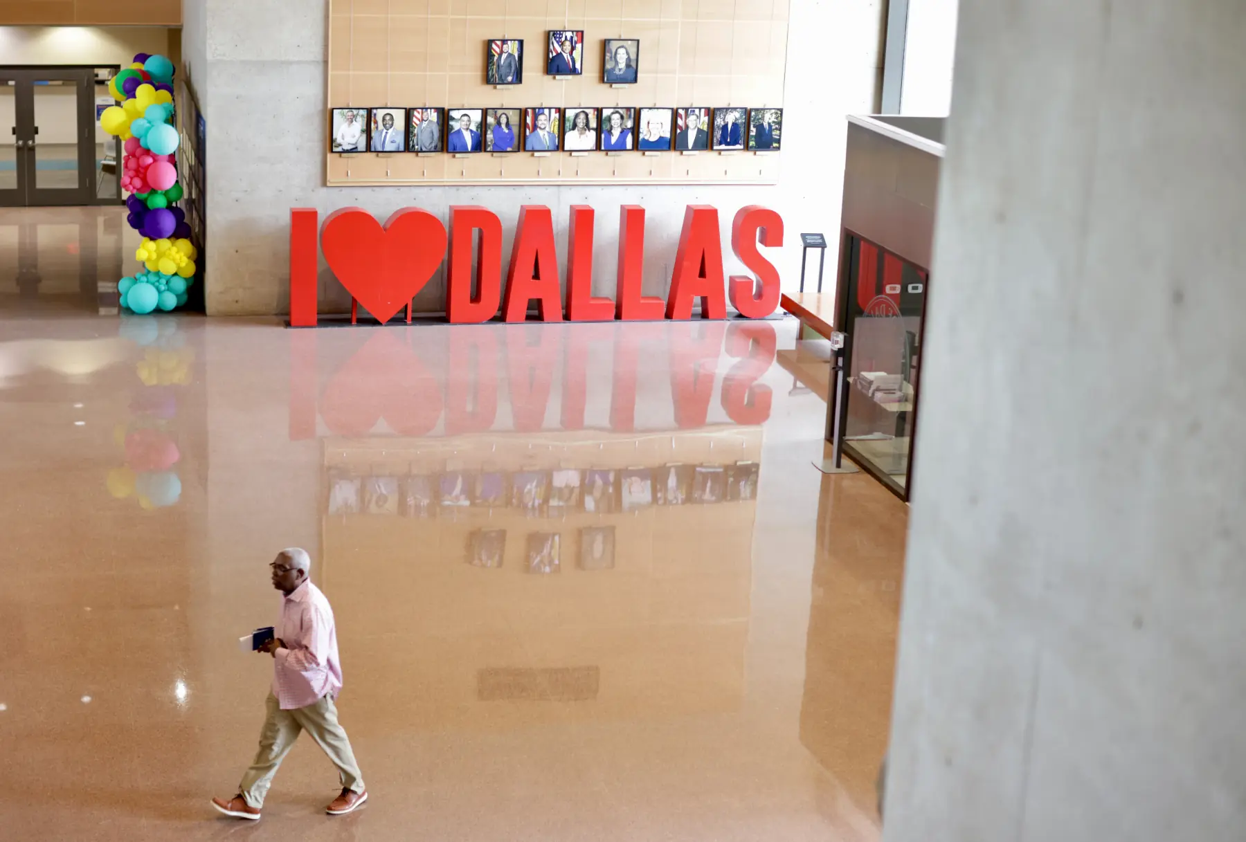 Survey Shows Overwhelming Support for Restoring City Hall