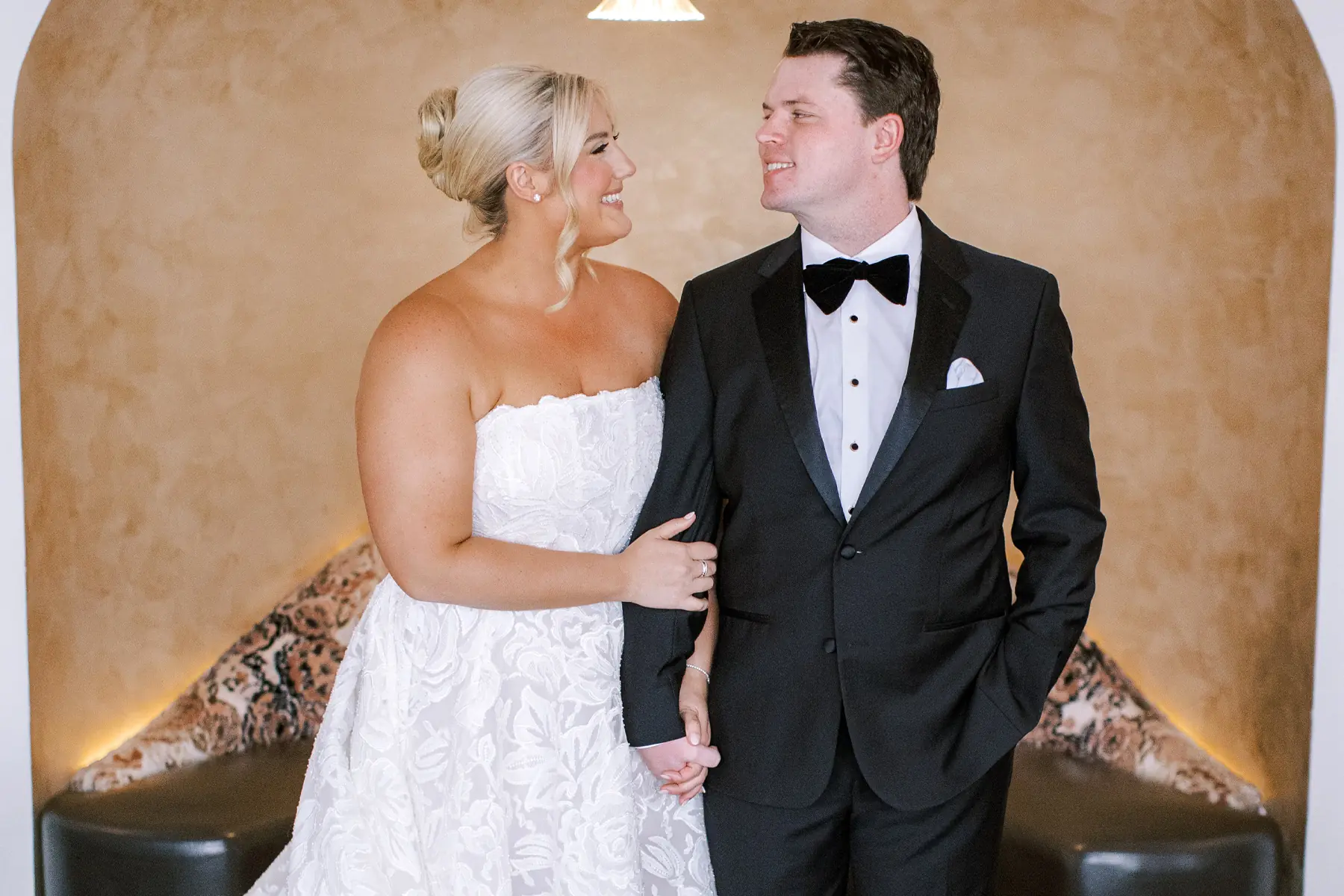 This Thompson Dallas Wedding Is Black, White, and Amber All Over