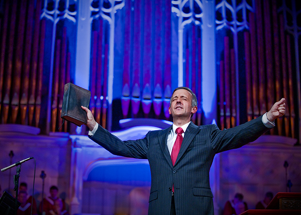 How First Baptist's Robert Jeffress Ordained Himself To Lead America - D Magazine